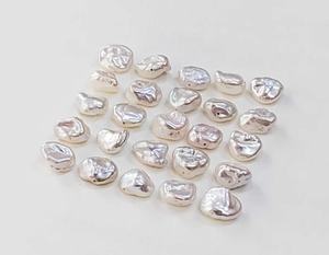 Perles cabochons en nattes de perles Keshi blanches naturelles de qualité AAA, 7*5 mm, pierres précieuses en vrac pour la création de bijoux à prix de gros - Product Image 3