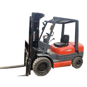 Montacargas Toyota Usado de 3 Toneladas, Equipo Industrial Duradero de Segunda Mano, Ideal para Almacenes, Fábricas y Centros de Distribución - Product Image 1