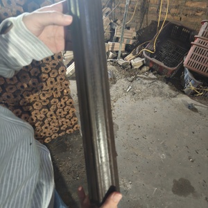 Briquettes de charbon de bois activé pour barbecue, sciure de bois dur, longue durée de combustion, faible teneur en cendres - Product Image 4
