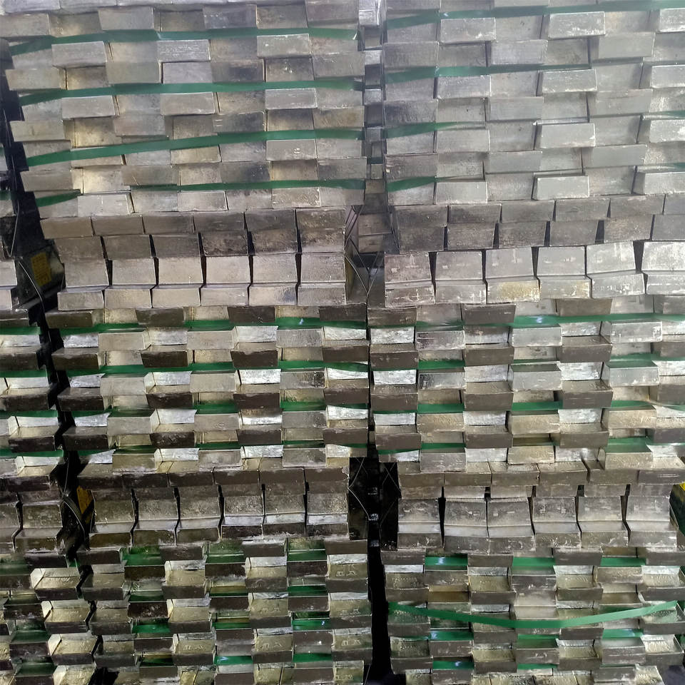 Magnesium Ingots Pure Mg Ingot 99.99% Magnesium Ingots Pure Mg Ingot 99.99%