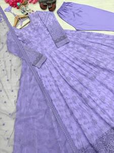 Salwar Kameez pour femmes, violet, brodé, longueur au sol, coupe ample traditionnelle, polyester, tenue de mariage, Inde, Pakistan - Product Image 4