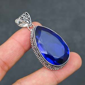 Magnifique pendentif en topaze bleue synthétique, très demandé, en argent sterling 925, serti à la main, style bohème, pièce maîtresse - Product Image 3