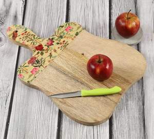 Planche à découper en bois d'acacia avec poignée en bois, planche à découper écologique, épaisseur 2,0 cm, passe au lave-vaisselle, plateau de cuisine - Product Image 1