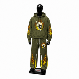 Ensemble de survêtement à capuche Olive avec imprimé crâne flamboyant, coupe ample, manches longues, style streetwear, sweat-shirt et pantalon, tenue d'automne, style urbain - Product Image 1