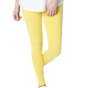 Leggings de yoga pour femmes à taille haute, respirants, sans couture, taille élastique, imprimé léopard, longueur genou, en Spandex/Nylon, pour le fitness et la course à pied - Product Image 1