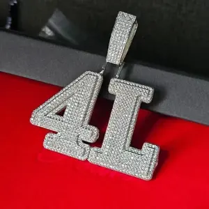 Colgante de Moissanita Real de 4 Quilates con Corte Redondo, Letra y Número Personalizados, Estilo Hiphop para Mujer, Chapado en Oro Blanco de 14K, Regalo - Product Image 1