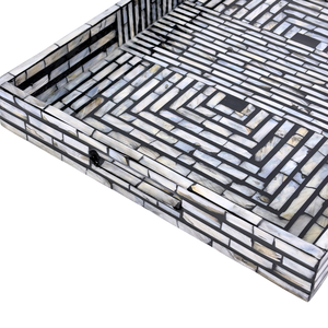 Plateau rectangulaire de luxe en MDF Capiz avec motif de labyrinthe géométrique Plateaux de service décoratifs faits à la main pour la décoration intérieure - Product Image 3