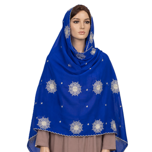 Foulard Hijab en Voile Blanc Brodé Géométrique à Bord Festonné Léger et Respirant pour Femme – Vente en Gros OEM - Product Image 1