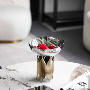 Corbeille à fruits en métal de style royal antique, décorative, avec support, pour la décoration de table à manger des hôtels - Product Image 6