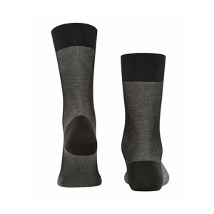 Chaussettes de sport confortables de couleur unie pour le printemps, de haute qualité, respirantes, à séchage rapide, personnalisables, pour le football, le basketball, chaussettes montantes - Product Image 3
