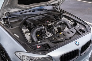 2013 B-M-W M-5 - Product Image 6