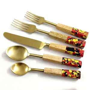 Juego de Cubiertos de Resina y Madera, Juego de Cubiertos Metálicos Únicos, Juego de Cubiertos de Acero Inoxidable Plateado, Juego de Cubiertos Creativos de Alta Calidad y Lujo - Product Image 1