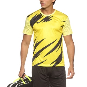 T-shirts légers 100% coton pour hommes Impression numérique de logo personnalisé de haute qualité avec motif solide à prix compétitif - Product Image 4