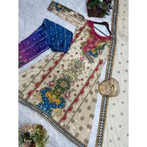 Robes de soirée beige, ensemble haut-bas et dupatta avec travail à la main en miroir véritable pour un look de soirée, taille L - Product Image 6