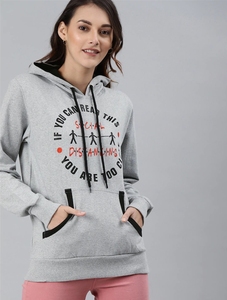 Sudadera con Capucha Gris para Mujer con Estampado de Distanciamiento Social, Mezcla de Algodón, Estilo Casual, Bolsillos Delanteros con Logotipo, Estilo Otoñal - Product Image 1