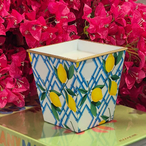 Grand pot à bougie en verre ambré avec motif citron et design géométrique bleu - Product Image 3