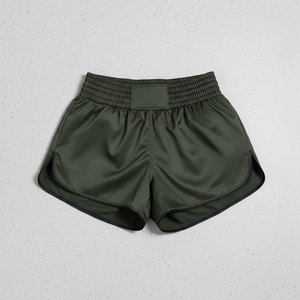 Shorts de sport pour femmes en satin, taille élastique large, passepoil contrastant, fabrication OEM personnalisée, vêtements de sport en gros - Product Image 4