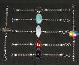 Pulseras de Cadena Hechas a Mano con Cristales Surtidos, Diseño Geométrico de Estilo Bohemio Único, Chapado en Plata sobre Latón de Alta Calidad para Mujer - Product Image 4