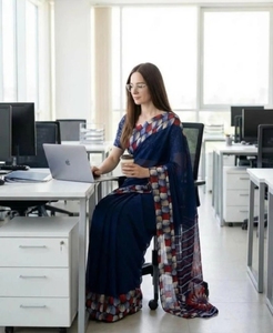 Sari de Georgette con Estampado Geométrico KV para Uso Diario con Blusa Sin Coser - Product Image 2
