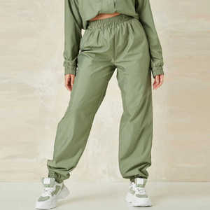 Veste coupe-vent respirante 2026, ensemble de survêtements coupe-vent deux pièces en gros pour femmes - Product Image 5
