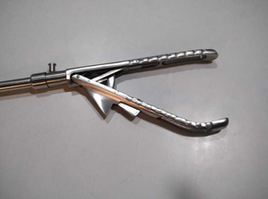 CE Approved Manual Reusable <b>Laparoscopic</b> Clamp Stainless Steel Curved Grasper Surgical <b>Instruments</b> by Mahfooz <b>Instruments</b> - Product Image 6