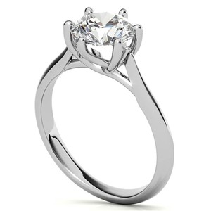 Anillo de compromiso de oro blanco de 18 quilates con moissanita incolora de 1.3 quilates, corte brillante redondo, para ella. - Product Image 4