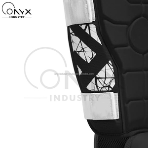 สนับแข้งเบสบอลสำหรับเยาวชนและผู้ใหญ่ น้ำหนักเบา ปิดแน่น ปลอดภัย ใช้ได้ทั้งฝึกซ้อมและแข่งขัน - Product Image 6