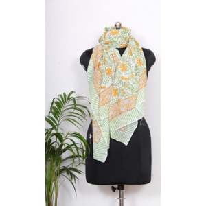 Paréo magnifique et doux à imprimé floral, tenue de plage sexy, sarong en pur coton imprimé à la main, belle robe paréo, sarong imprimé. - Product Image 2