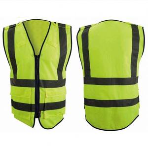 Chaleco de Seguridad Reflectante ANSI Clase 2 de Alta Calidad Personalizado para Hombre con Luz LED Intermitente, Diseño Táctico Impermeable - Juego de 10 Piezas - Product Image 4