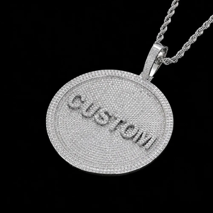 Pendentif rond personnalisé en argent avec lettres 3D serties de moissanite, collier avec nom personnalisé, cadeau de luxe, alphabet personnalisé serti de pierres - Product Image 3