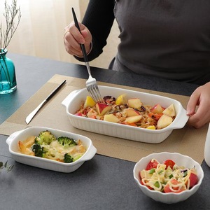 Bandeja de horno rectangular de cerámica blanca nórdica con doble asa, apta para horno, libre de BPA, ecológica y segura para el horno. - Product Image 2
