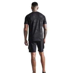 Camiseta Deportiva para Hombre, Diseño Moderno con Estampado de Camuflaje, Corte Ajustado, Cuello Redondo, Gran Venta - Product Image 5