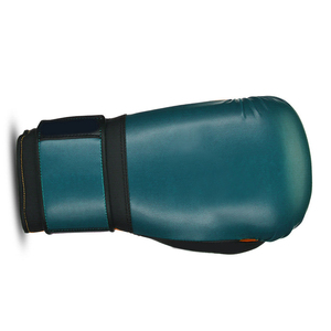 Guantes de kickboxing 100% cuero, modelo deportivo, con logo de marca personalizado, guantes de boxeo de cuero ligeros, en venta. - Product Image 6