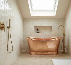 Baignoire en cuivre rustique de style farmhouse pour la rénovation de maisons de luxe, avec construction en cuivre massif et design artisanal - Product Image 3