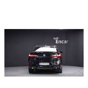 BMW X4 XDrive20i M Sport 2023 avec boîte de vitesses automatique, direction à gauche et caméra de recul, 29 616 km - Product Image 3