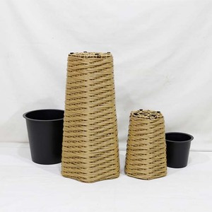 Juego de Macetas de Mimbre Sintético de Primera Calidad, 2 Piezas, Hexagonales y Cónicas, Estilo Rústico para Uso en Interiores - Product Image 2