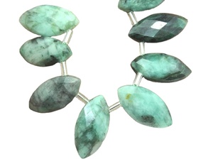15 Pièces Naturel Émeraude Gemme Facettes Marquise Forme Perles En Gros Fabricant Véritable De Haute Qualité - Product Image 1