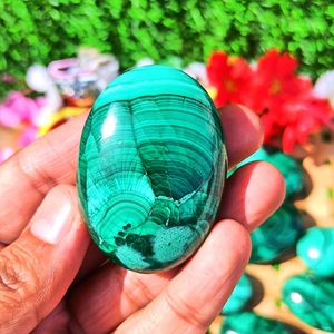 Chakralume Pierre de Palmier en Malachite Naturelle Rayée Verte, Cristal de Guérison Sculpté Style Ange, Décoration Énergétique pour Méditation Reiki, Vente en Gros - Product Image 3