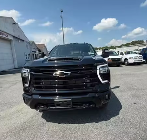 Mejor Oferta 2024: Camioneta Chevrolet S-3500 HD Crew Cab Duramax 4x4 de Caja Larga 8FT Usada con Enganche de Remolque Equipado - Product Image 2