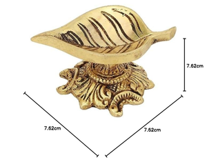 Handcrafted Brass Leaf Diya <b>Oil</b> <b>Lamp</b> Decorative Brass Leaf Shaped <b>Oil</b> Holder Traditional Tabletop Candle Light Home Decor - Product Image 5
