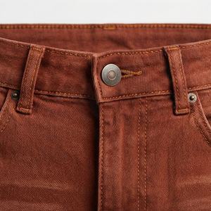 กางเกงยีนส์ขาสั้นพรีเมียมสำหรับผู้ชาย ออกแบบใหม่สำหรับเล่นกีฬา ระบายอากาศได้ดี มีไซส์สำหรับผู้ใหญ่ ขายส่ง รับทำโลโก้ สีตามสั่ง สไตล์ลำลอง - Product Image 4