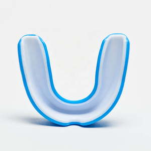 Protège-dents en silicone bleu de qualité supérieure, moulable, équipement de protection sportive pour la boxe, ajustement universel, design léger - Product Image 5
