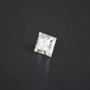 Diamante Cultivado en Laboratorio CVD de 1.5CT, Corte Princesa, F VVS2, Certificado IGI, 3EX, Corte Excelente, Proveedor Mayorista para Compradores Internacionales de Diamantes - Product Image 3
