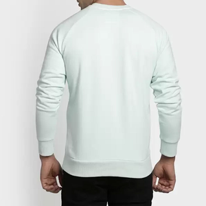 เสื้อสเวตเชิ้ตผู้ชาย แขนยาว คอกลม ผ้าฟลีซ อุ่น นุ่ม สวมใส่สบาย ทรงหลวม ใส่ได้ทุกวัน เหมาะสำหรับฤดูหนาว - Product Image 2