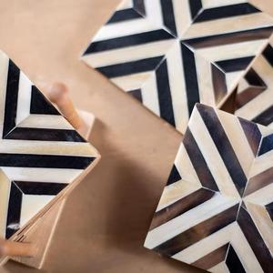 Posavasos de Resina Ecológicos de Lujo Inspirados en el Océano, con Purpurina Integrada, Hechos a Mano con Resina Epoxi, para Hogares Costeros, Mesas, Cafeterías, Regalos - Product Image 2
