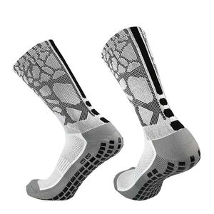 Chaussettes de sport antidérapantes pour jeunes avec grip en silicone pour le football, unisexe, personnalisables, livraison rapide, vente en gros 2026 - Product Image 4