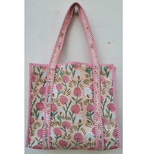Bolsa de tela de algodón premium personalizada con estampado a mano de Jaipur, diseño floral, ribete a rayas rosas, sostenible, lavable a máquina. - Product Image 2