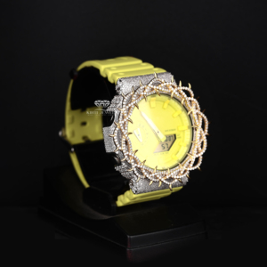 นาฬิกาเพชรโมอิสซาไนต์แบบ Iced Out หน้าปัดสีเหลืองนีออน สายซิลิโคน แสดงผลแบบอนาล็อกและดิจิตอล กันน้ำ สไตล์ฮิปฮอป สำหรับผู้ชาย นาฬิกาแบบสั่งทำพิเศษ - Product Image 3