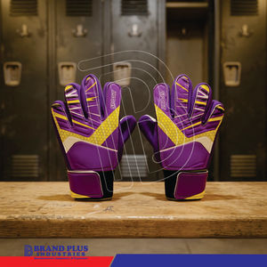 ถุงมือผู้รักษาประตู Brand Plus Best Design ผลิตจากวัสดุ PVC น้ำหนักเบา ระบายอากาศได้ดี ปิดนิ้วเต็มรูปแบบ ปรับได้ ไม่ลื่น ปิดด้วยแถบเวลโคร - Product Image 4