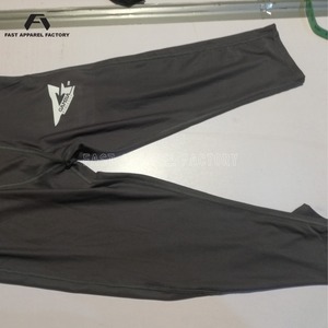 Leggings de sport pour hommes personnalisés de haute qualité, leggings de musculation taille haute, collants de compression pour la gym et le sport pour hommes - Product Image 4